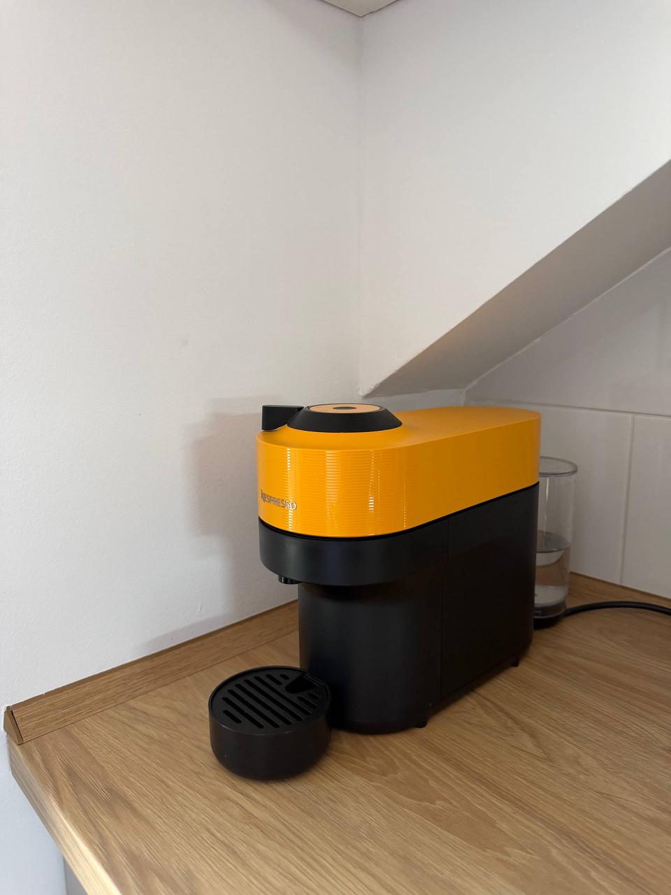 Kafe aparat Nespresso Vertuo Pop, žuti
