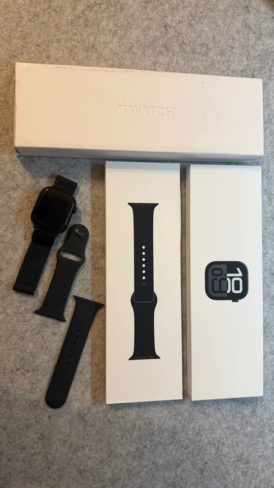 APPLE WATCH SERIES 10 42 MM ЧЕРНЫЕ