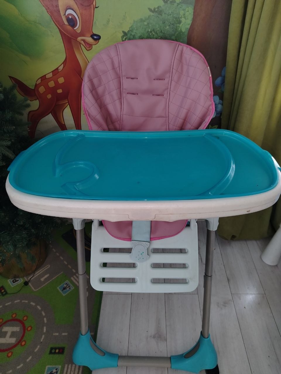 Stolica za hranjenje Chicco Polly