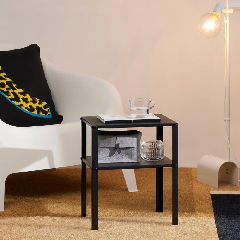 noćni stočić IKEA KNARREVIK