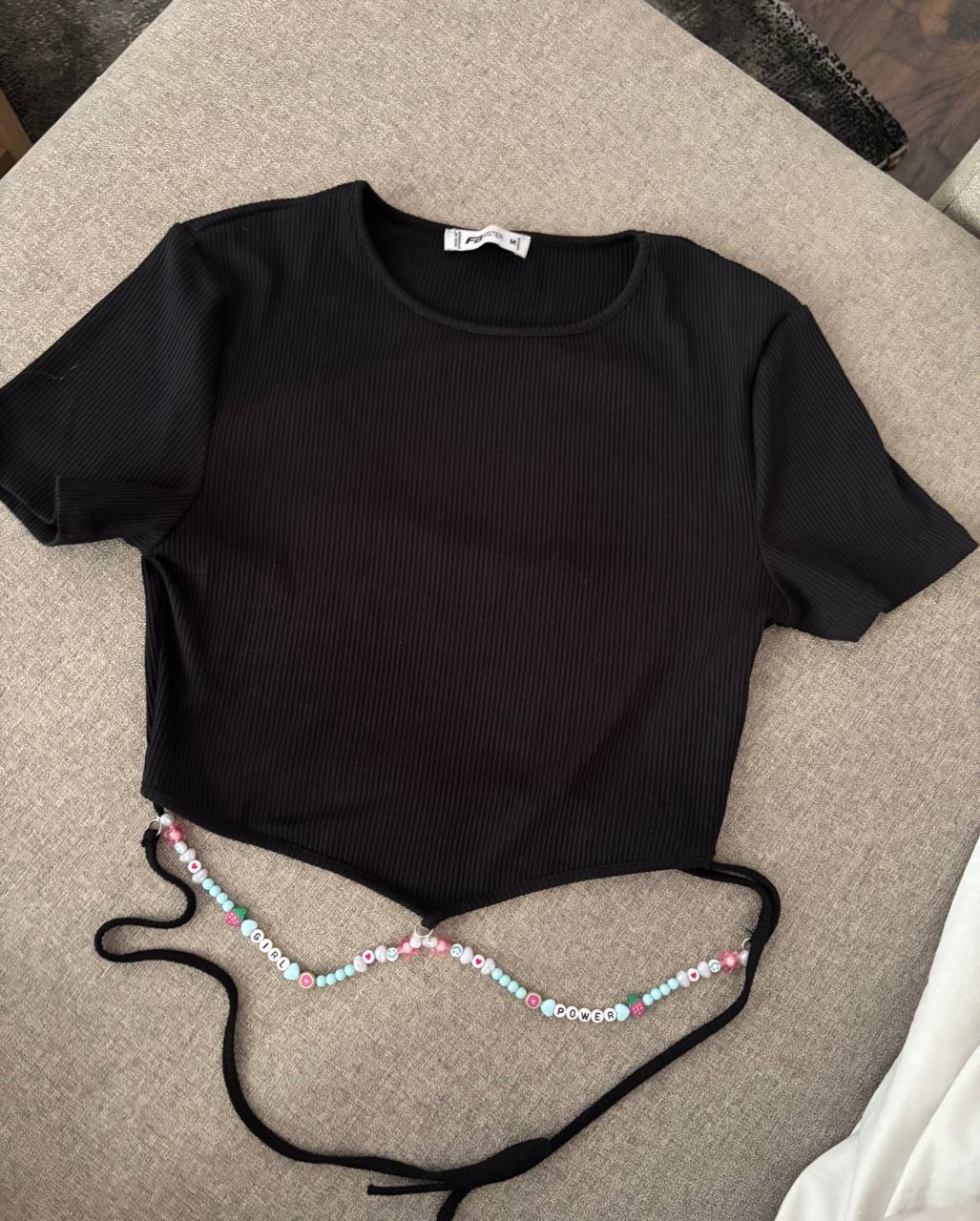 Crop-top na vezivanje New Yorker
