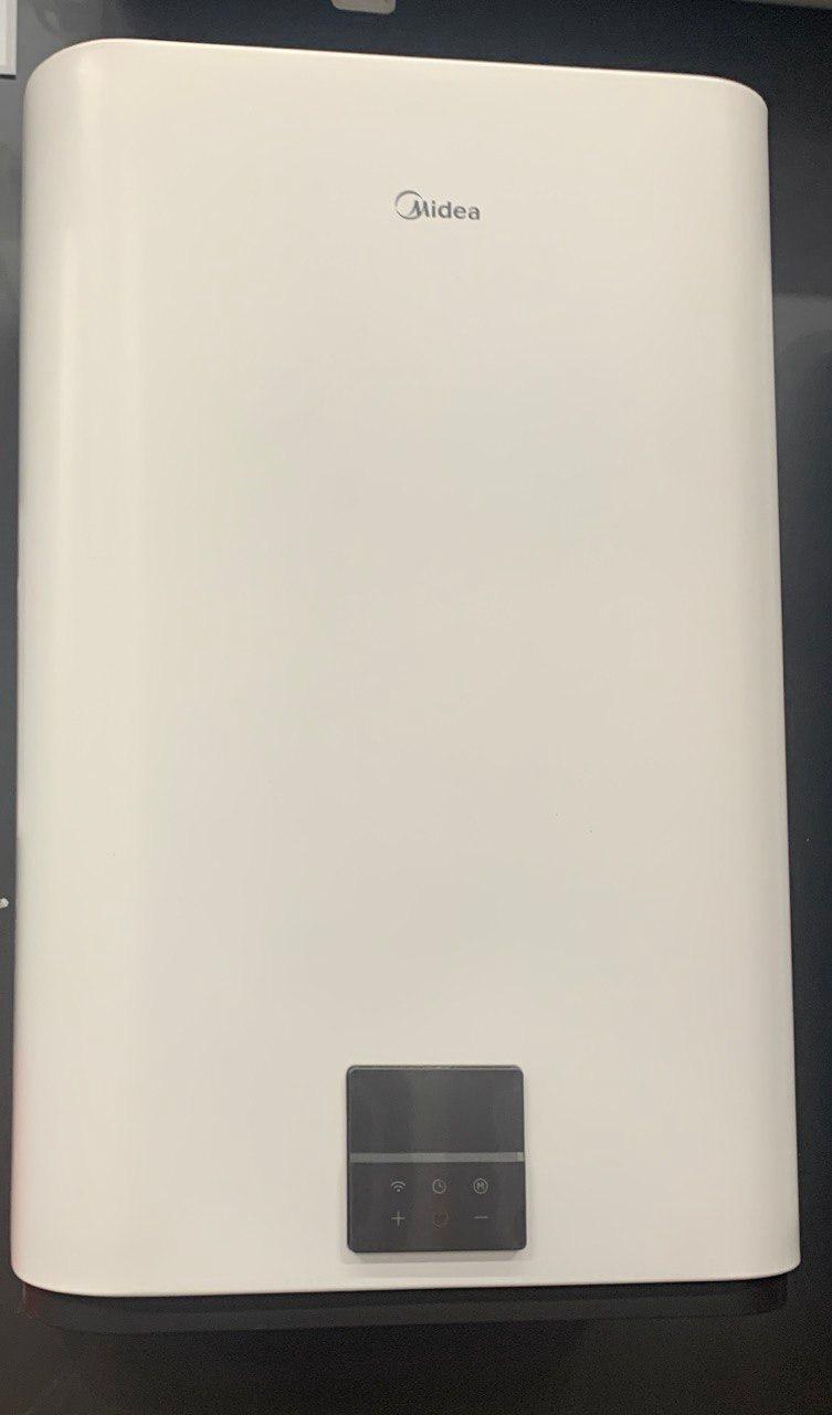 Prodajem bojler MIDEA D50-20ED6 sa Wi-fi