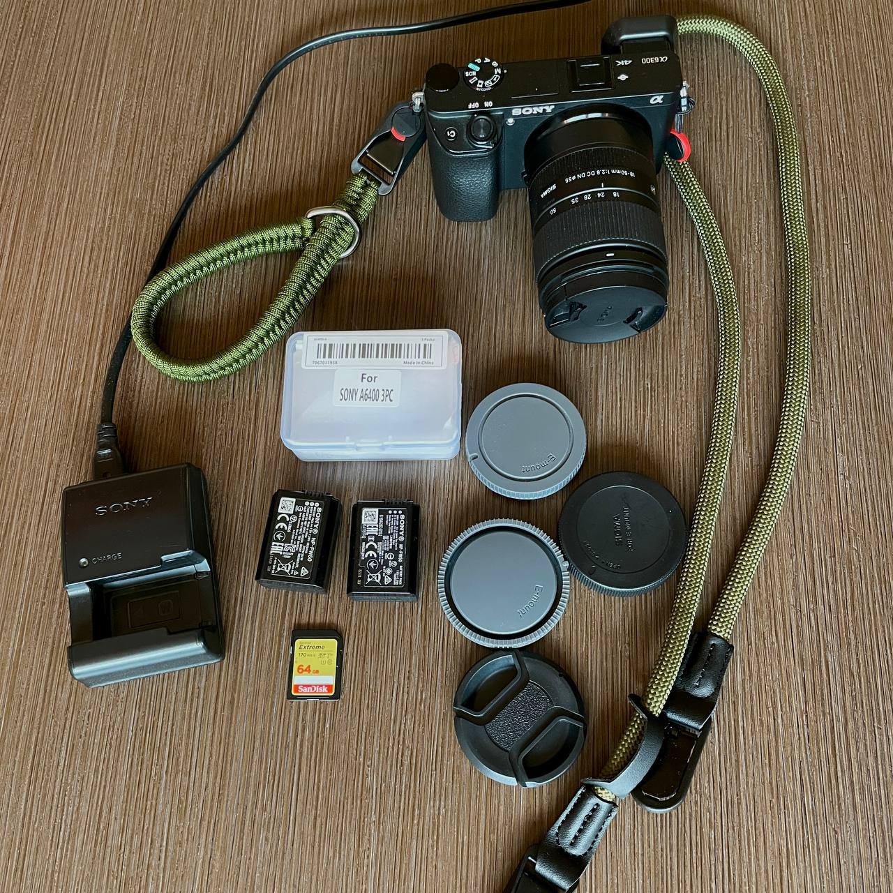 Продам камеру Sony A6300 + Sigma 18-55 f2.8