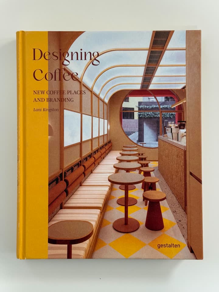 Designing Coffee: New Coffee Places and Branding (Лани Кингстон)