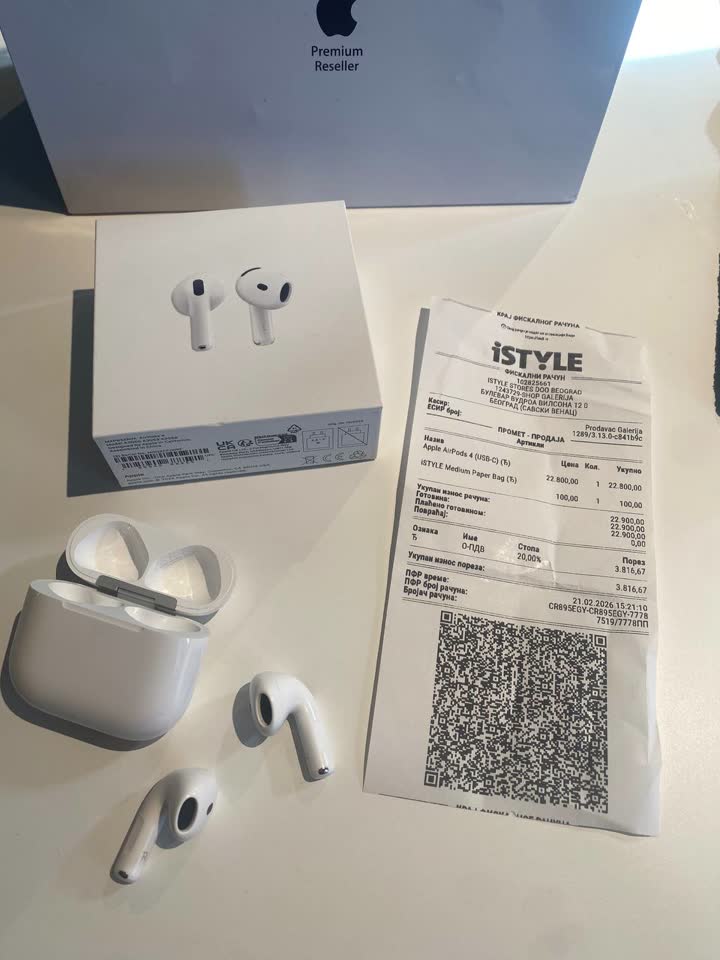 Продаю Apple AirPods 4