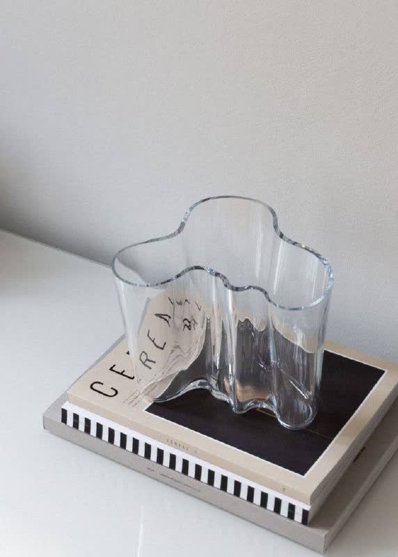 Символ финского дизайна — вазу Alvar Aalto