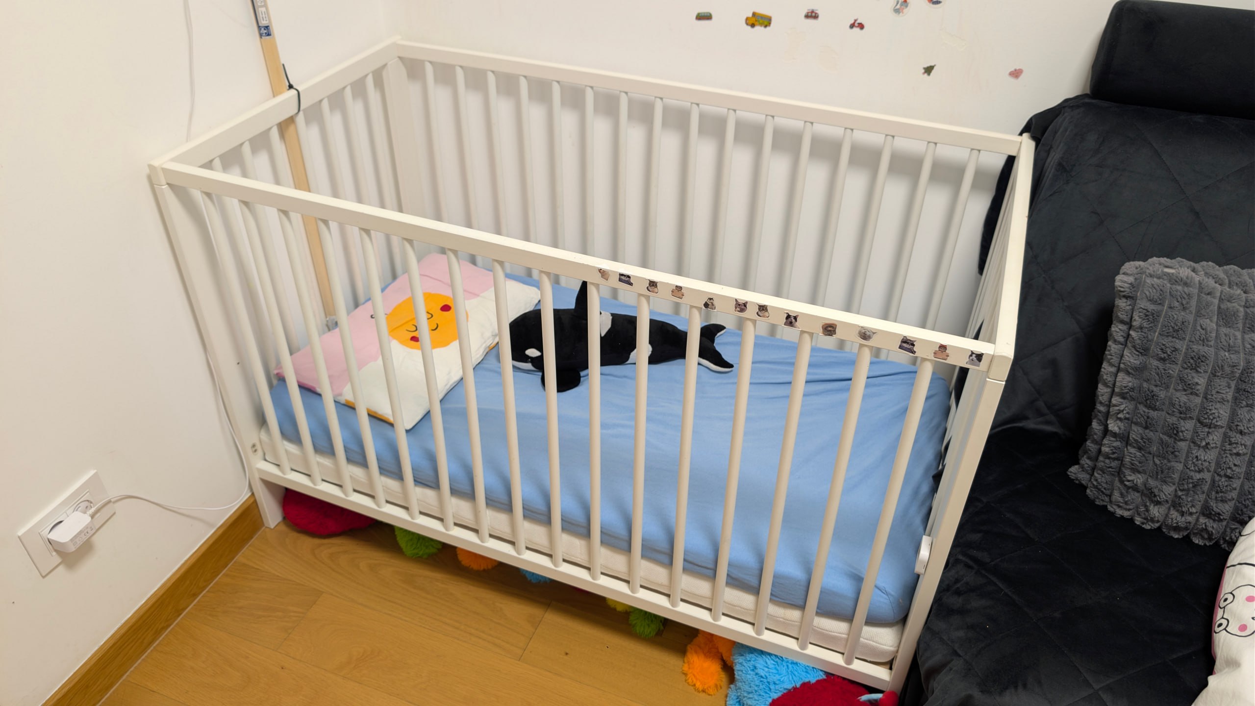 IKEA dečji krevetac (60x120) + 2 dušeka