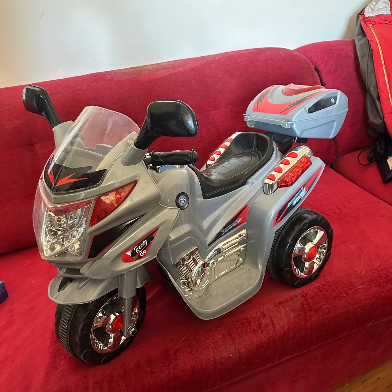 Dečiji motor, trotinet Firefly i dve edukativne igre