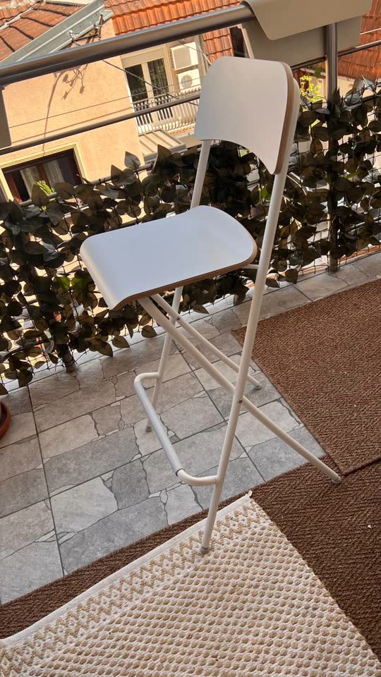 Продам барный стул Ikea Franklin