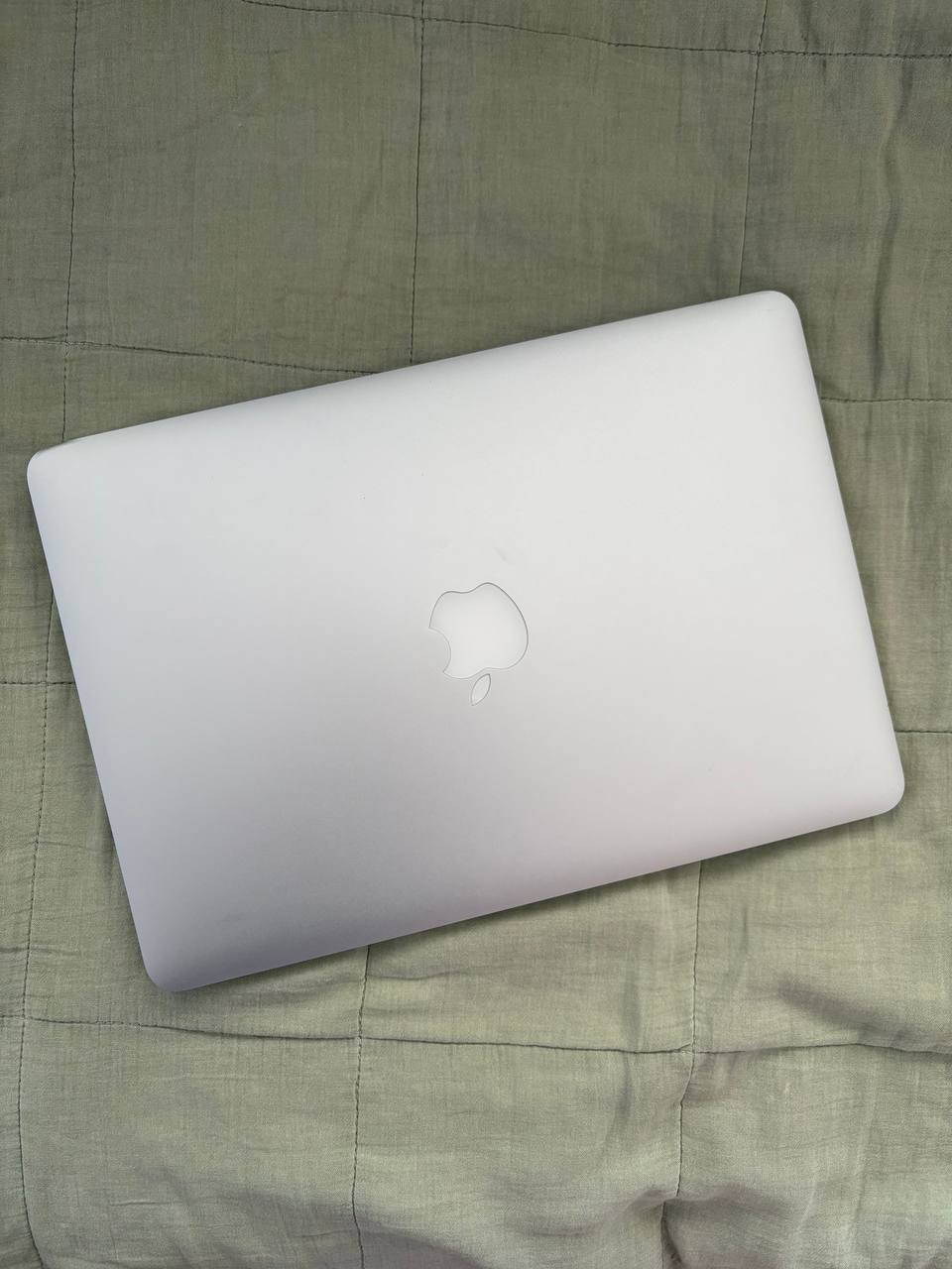 Apple MacBook Pro 13" (početak 2015)