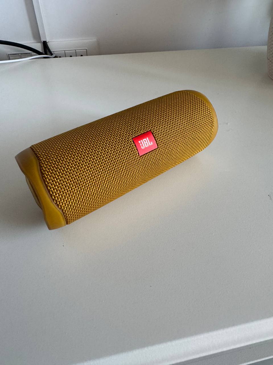 Колонка JBL Flip 5 желтая
