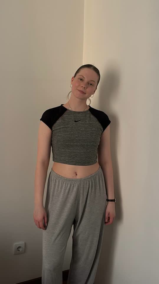Спортивный топ Nike, размер M