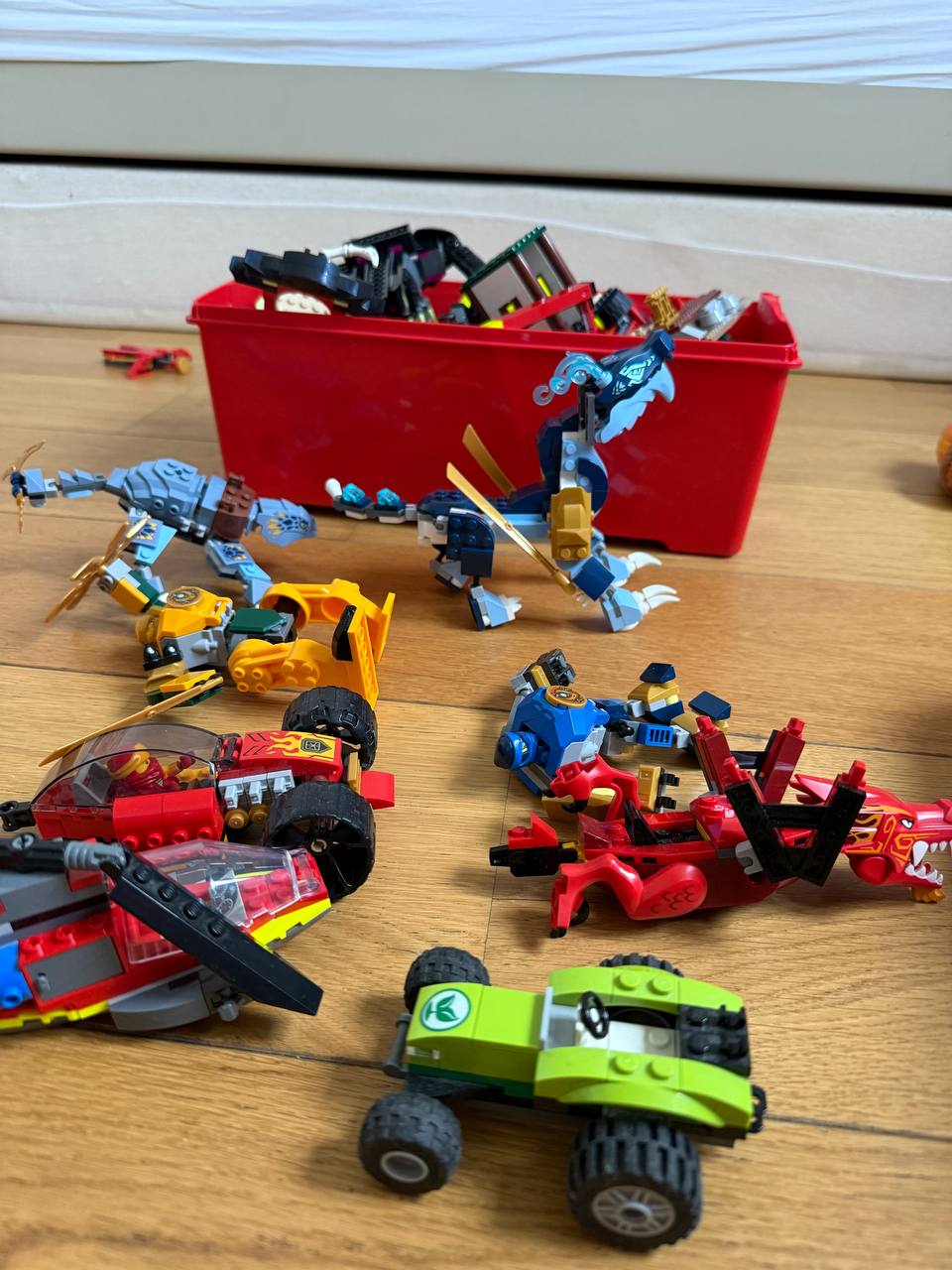Rastavljeni LEGO setovi