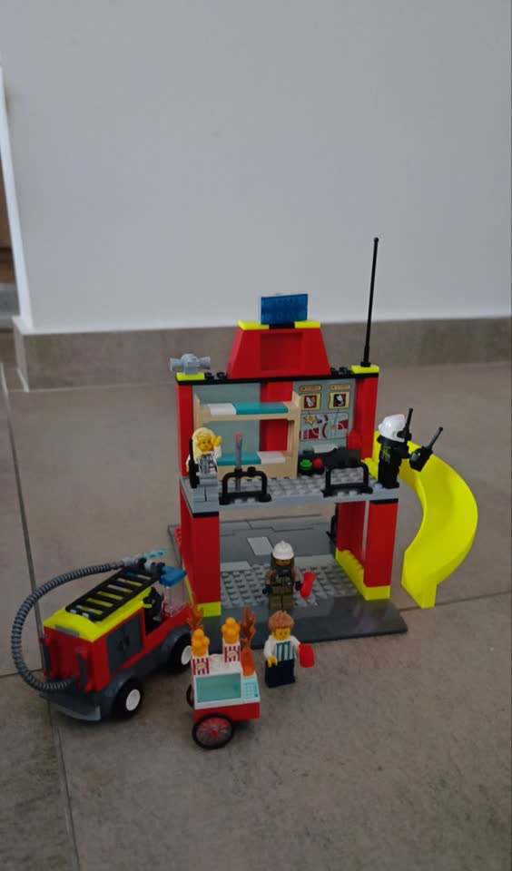 Набор Lego City Пожарная Станция 60375