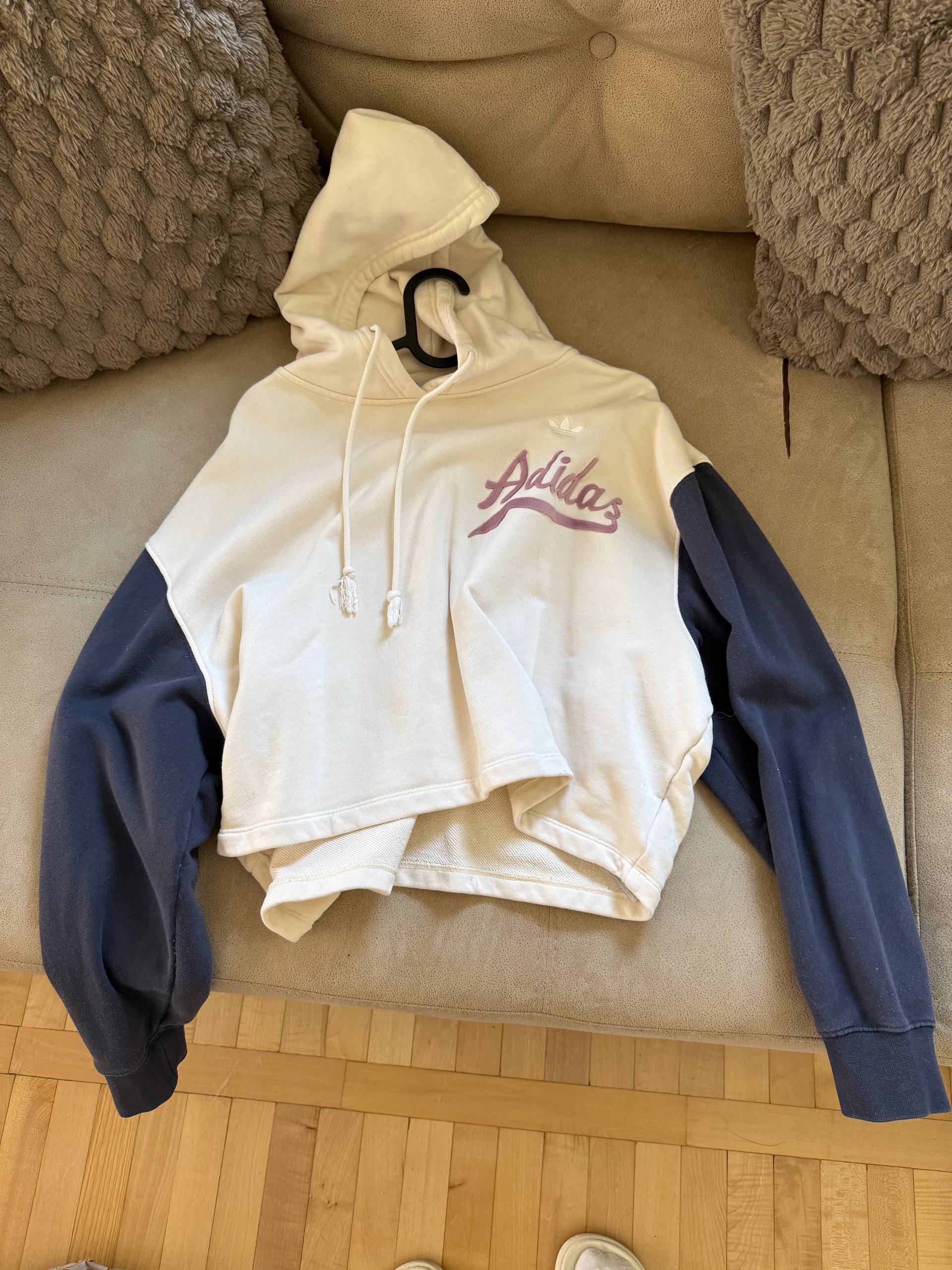 Продам костюм Adidas