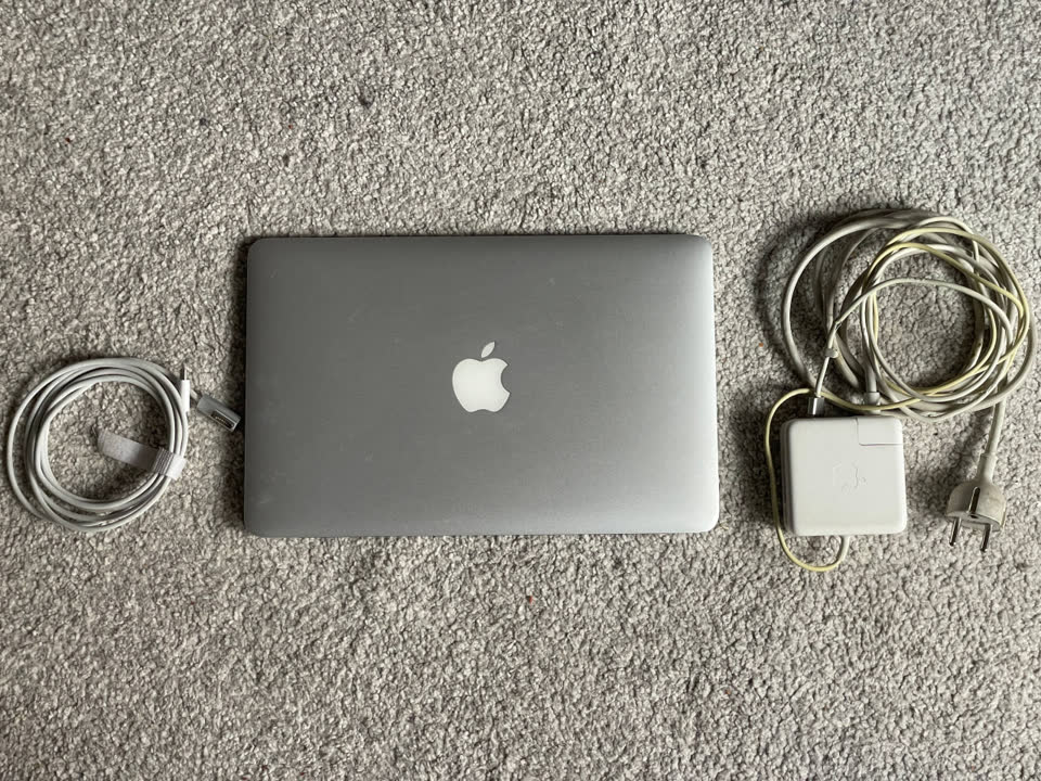 MacBook Air A1465 2014g.