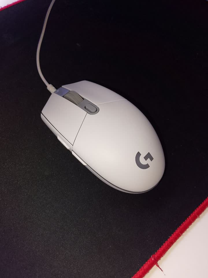 Продам игровую мышь Logitech g102