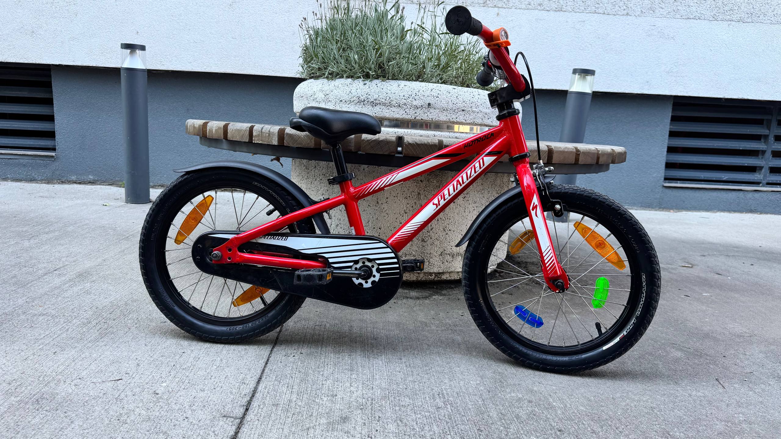 Супер-велосипед Specialized HotRock 16''