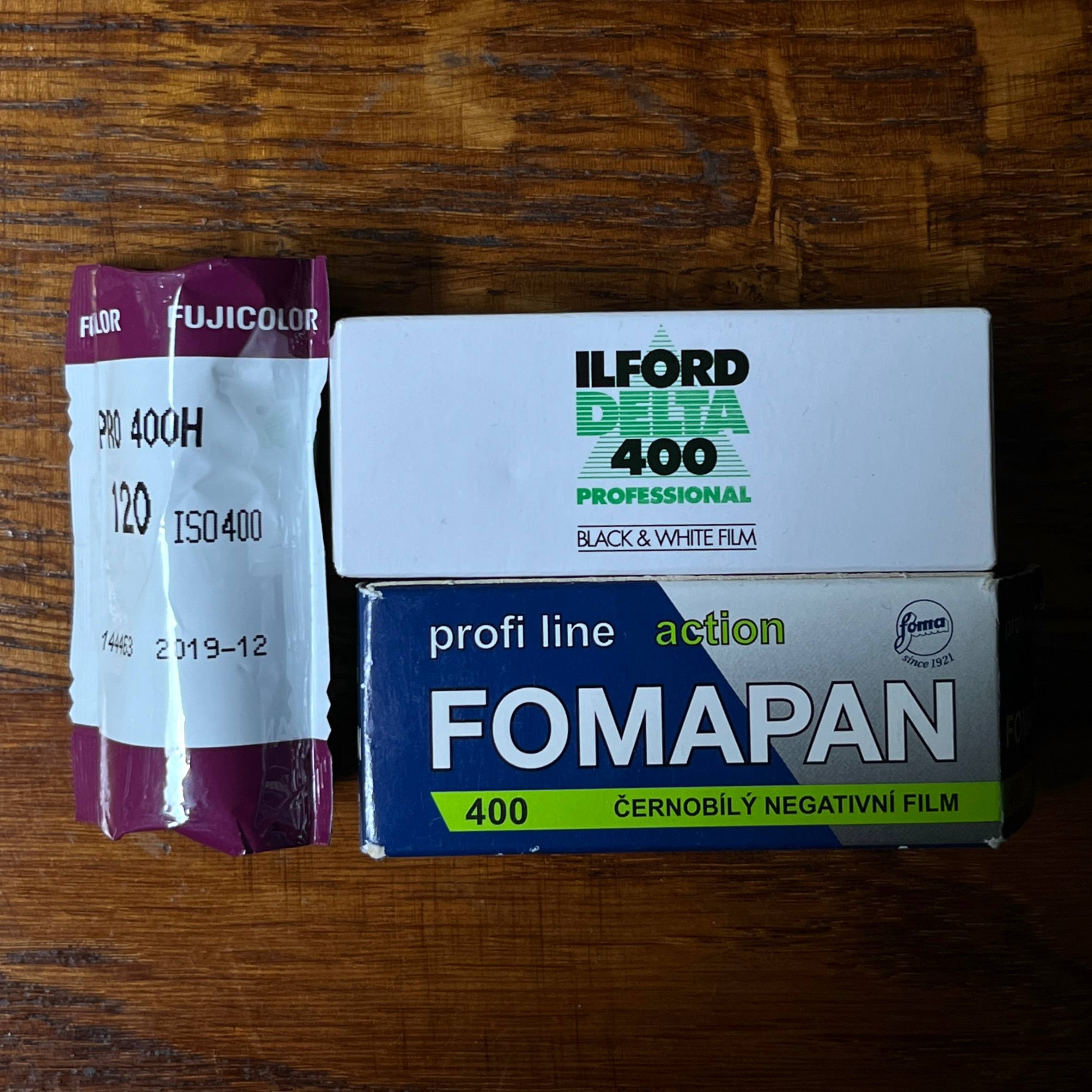 Продаю 3 плёнки Fujifilm, Ilford, Fomapan (средний формат 120)