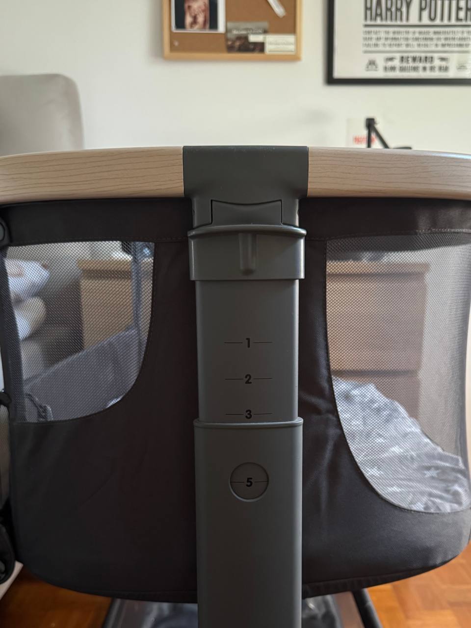 Prodajem prislonjenu kolevku MAXI COSI IORA AIR BEYOND GRAPHITE