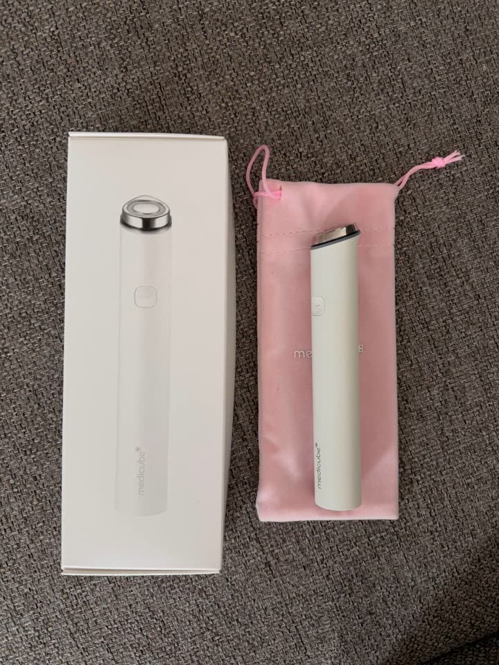 MEDICUBE AGE-R BOOSTER PRO MINI