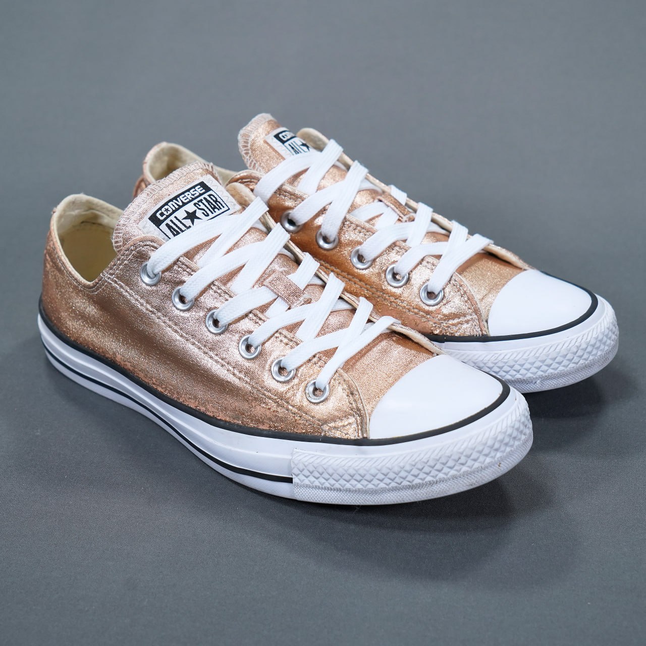 Обувь: Converse Chuck Taylor All Star Metallic / Rose Gold, ROHDE женские ортопедические шлёпанцы, Nila & Nila шлепки на платформе
