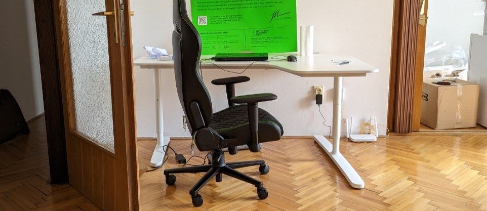 BEKANT IKEA белый угловой