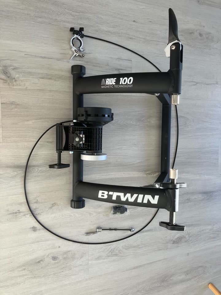 Продается велостанок BTWIN IN‘RIDE 100
