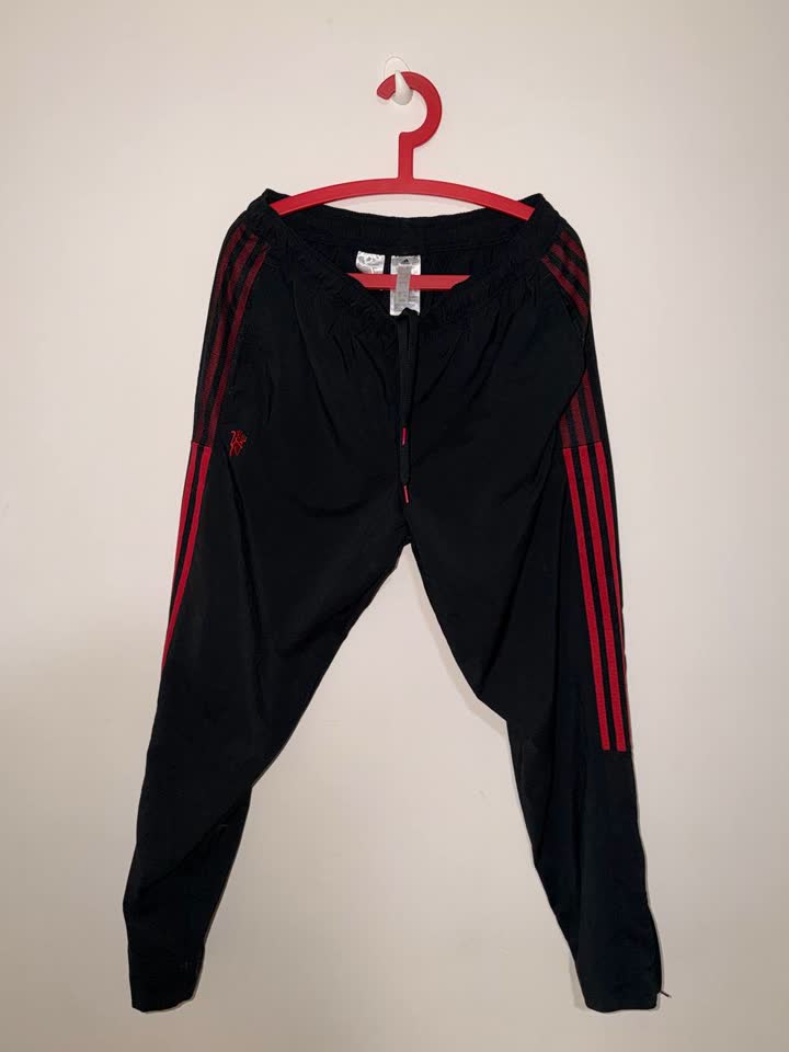 Спортивные брюки Adidas Manchester United
