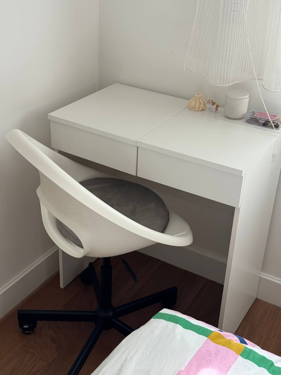 Стул крутящийся IKEA
