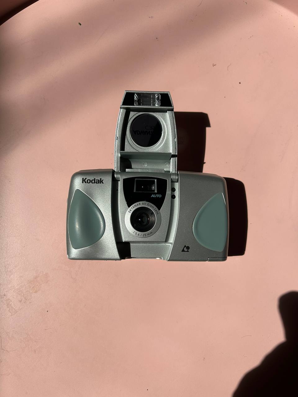 Продам компактная плёночная камера Kodak Advantix C350 (формат APS) с объективом Ektanar и о