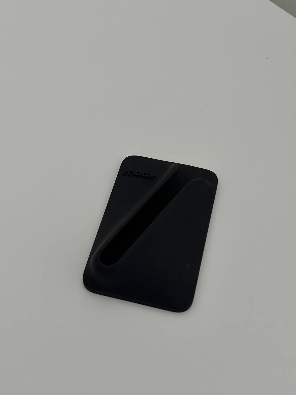 Rhode LIP HOLDER WITH MAGSAFE snap-on lip case