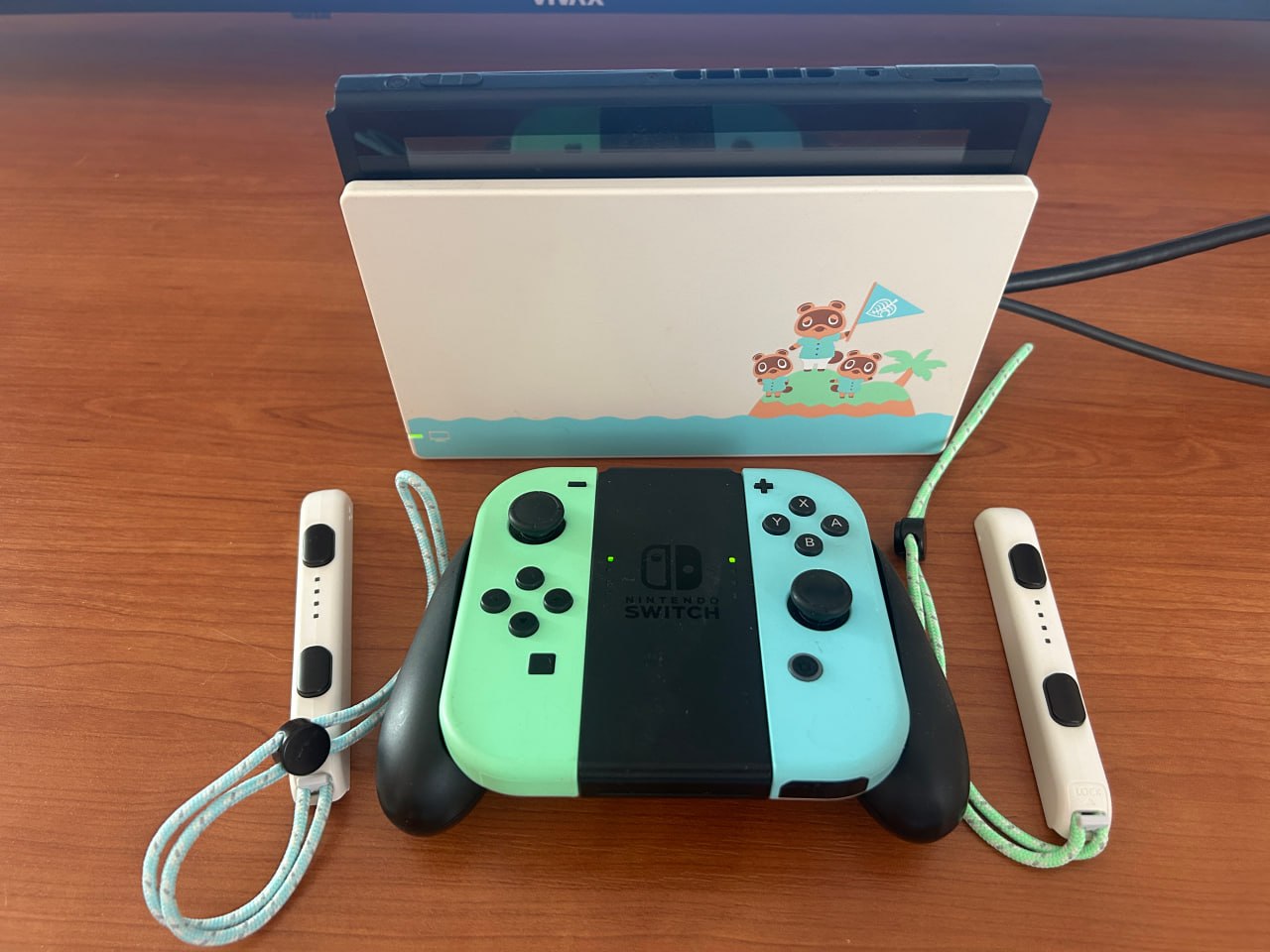 Nintendo Switch Animal Crossing Special Edition