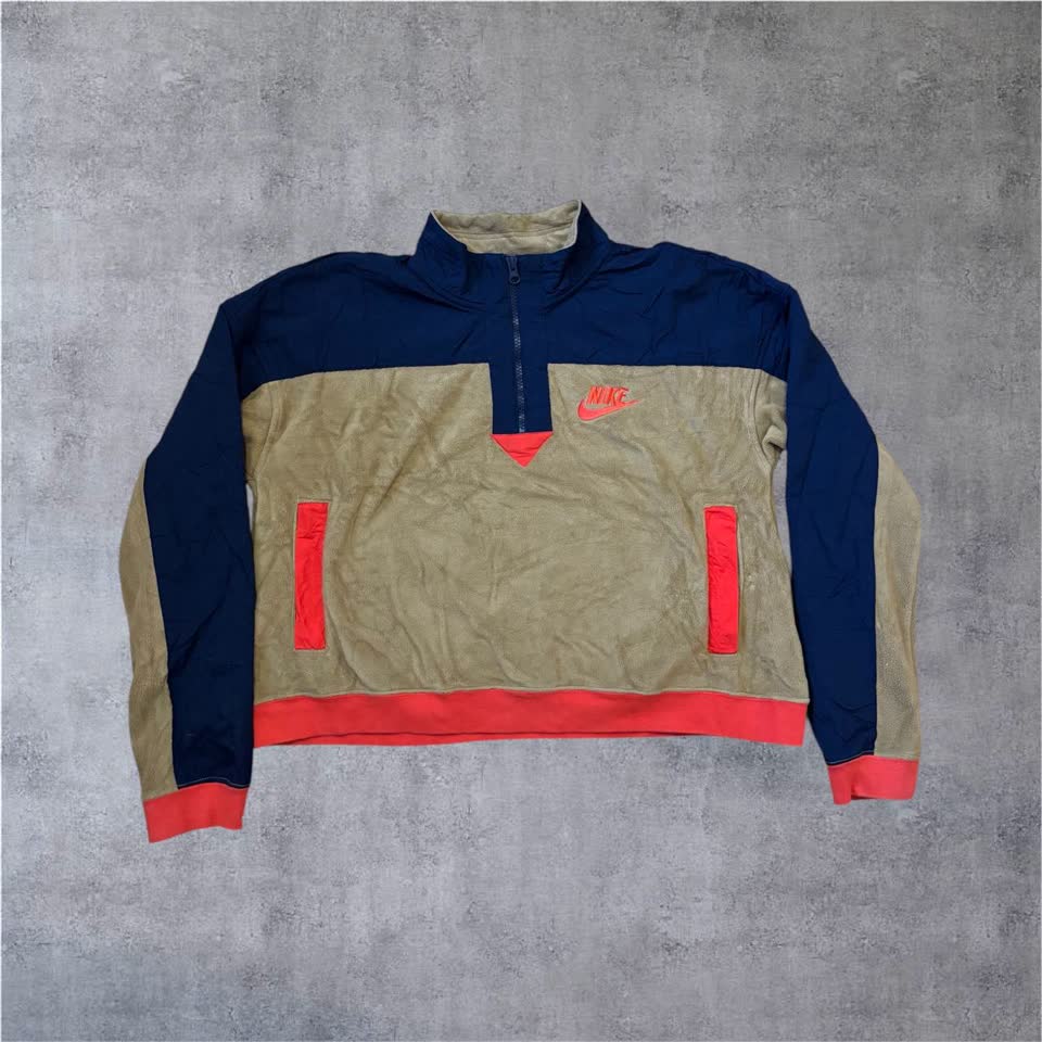 Одежда: Nike, Weekend Offender, Under Armour, The North Face, Lambretta, Carhartt WIP, Fred Perry, Palm Angels, Lyle&Scott