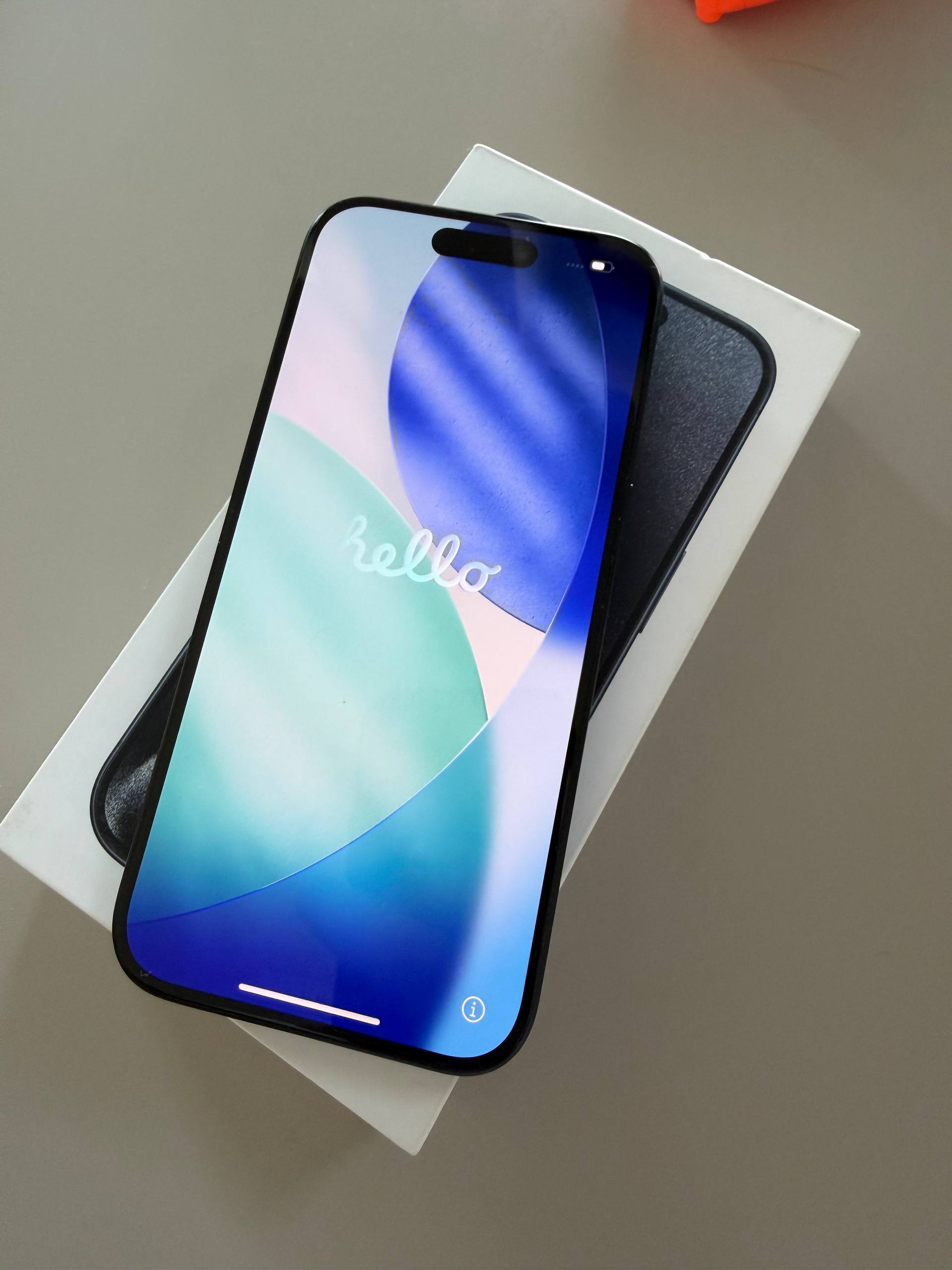 iPhone 15 Pro 512GB Blue Titanium
