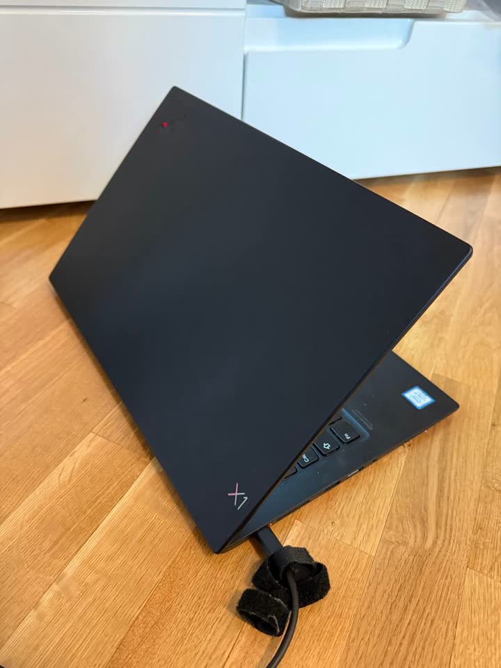 Ноутбук Lenovo ThinkPad X1 Carbon