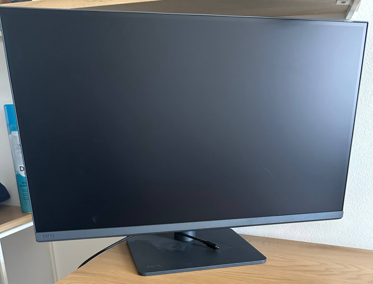Продаю монитор BENQ 27" IPS PD2706QN