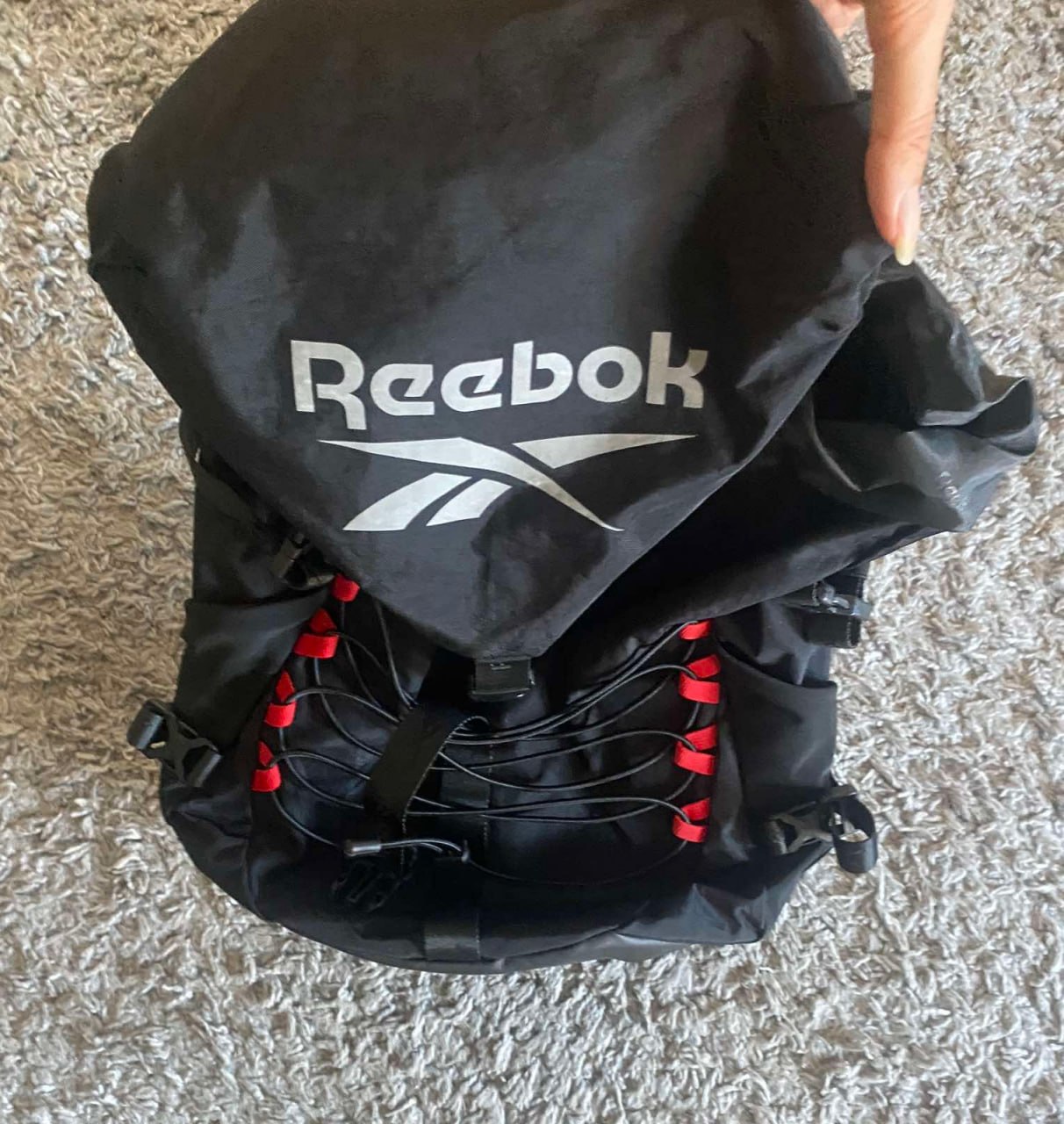 Черный тактический рюкзак и 2 новых рюкзака Reebok