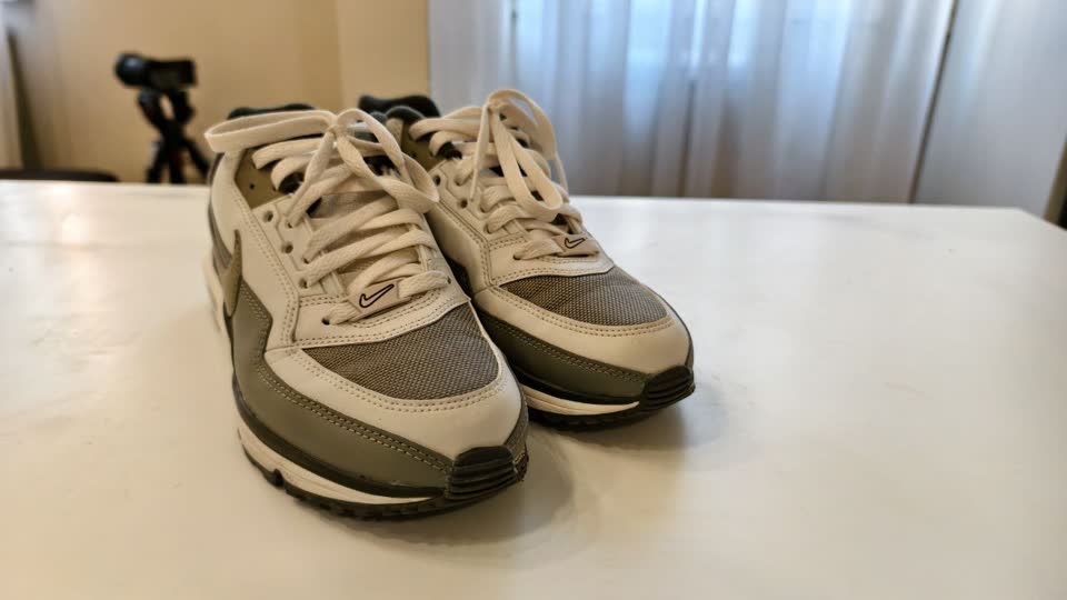 1) Новые кроссовки Nike air max ltd 3 app1. Размер 41. Пару раз надевал, не моя модель - 450