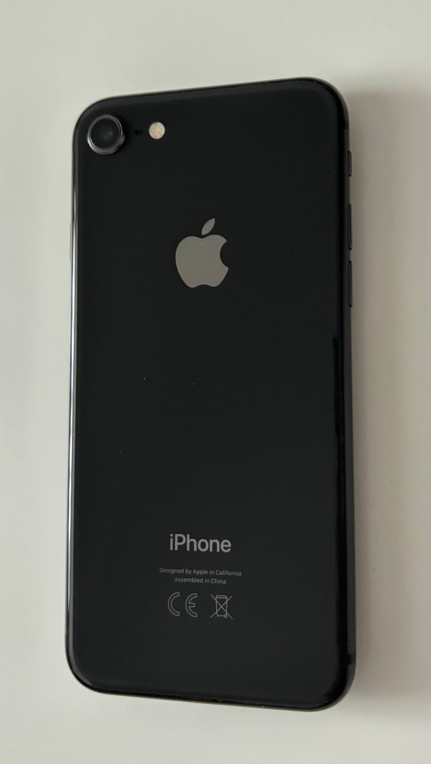 Apple iPhone 8 64GB