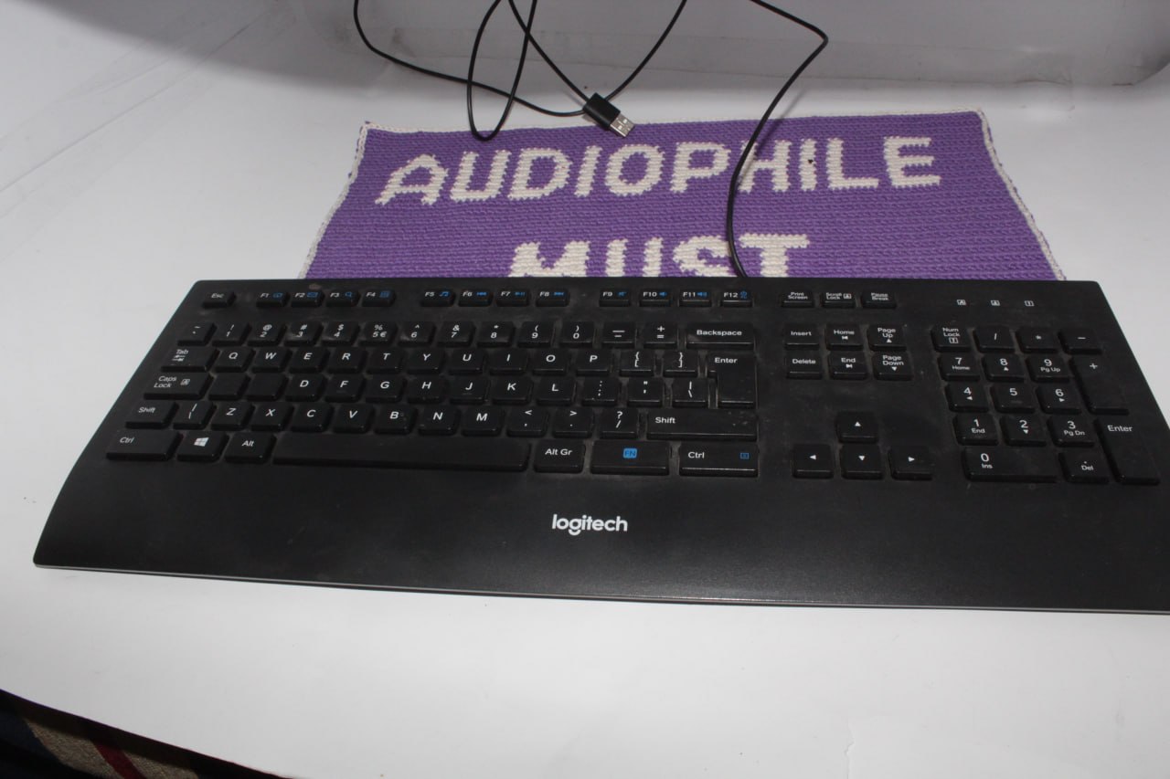 Продам клавиатуру logitech K280e