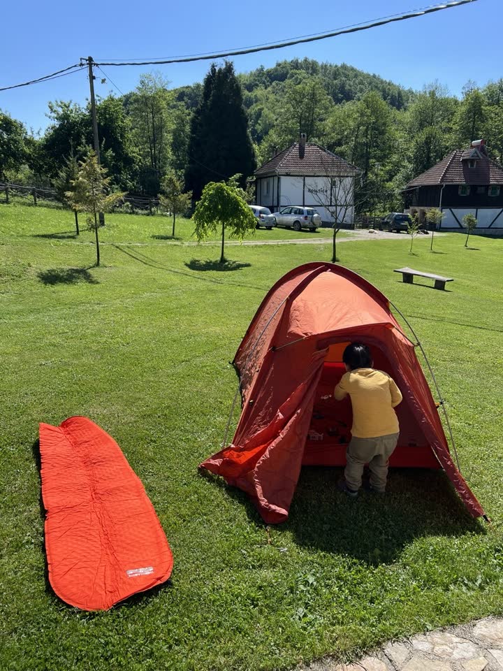 Палатка Forclaz Trek 100, 2 человека