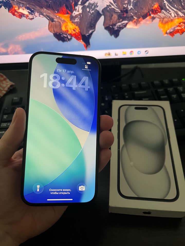 Продаю Iphone 15 128gb
