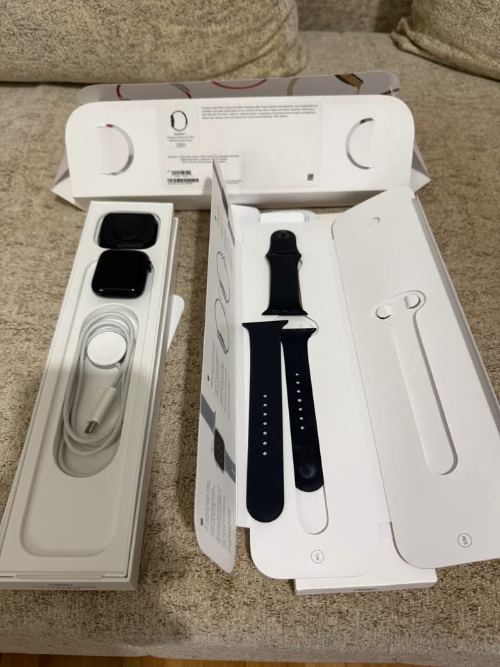 Apple Watch Series 7 45mm Midnight Alu