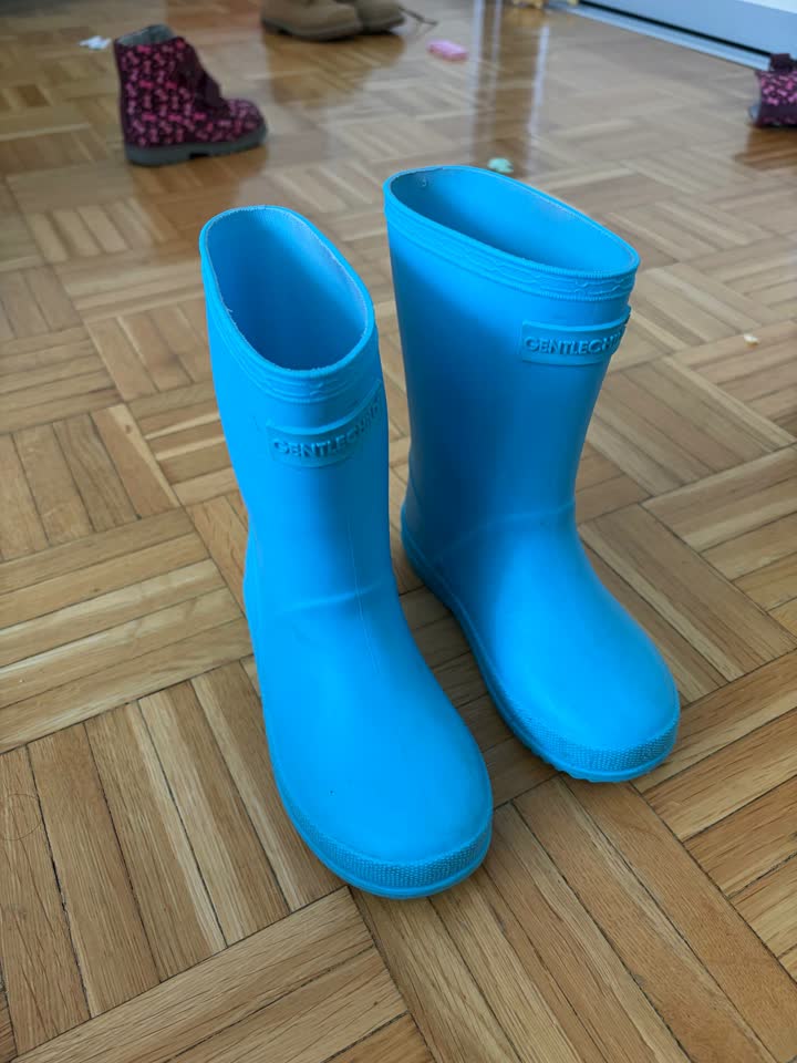 Резиновые сапоги и Котофей