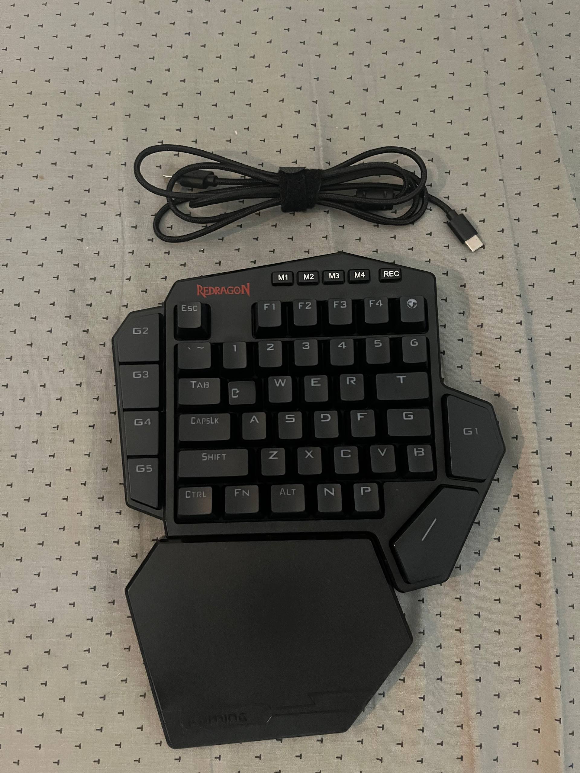 Tastatura Redragon Diti K585 RGB