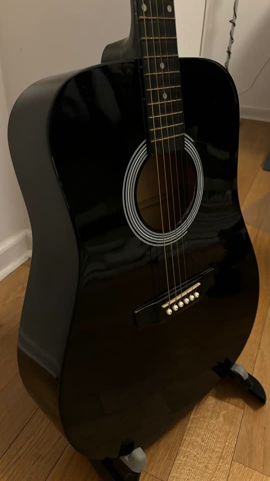 Akustična gitara Fender Squier SA-105