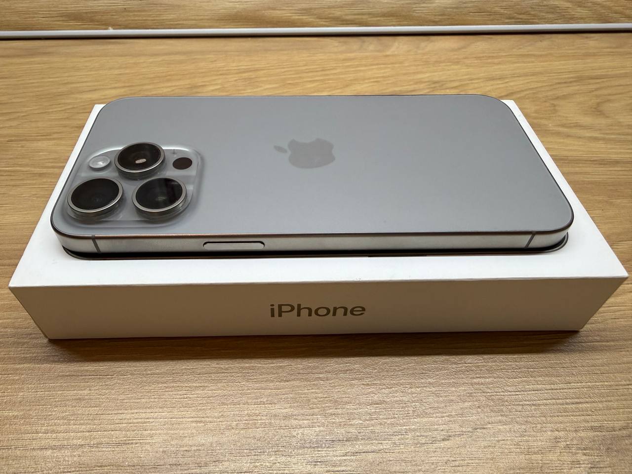 iPhone 15 pro max 256 gb