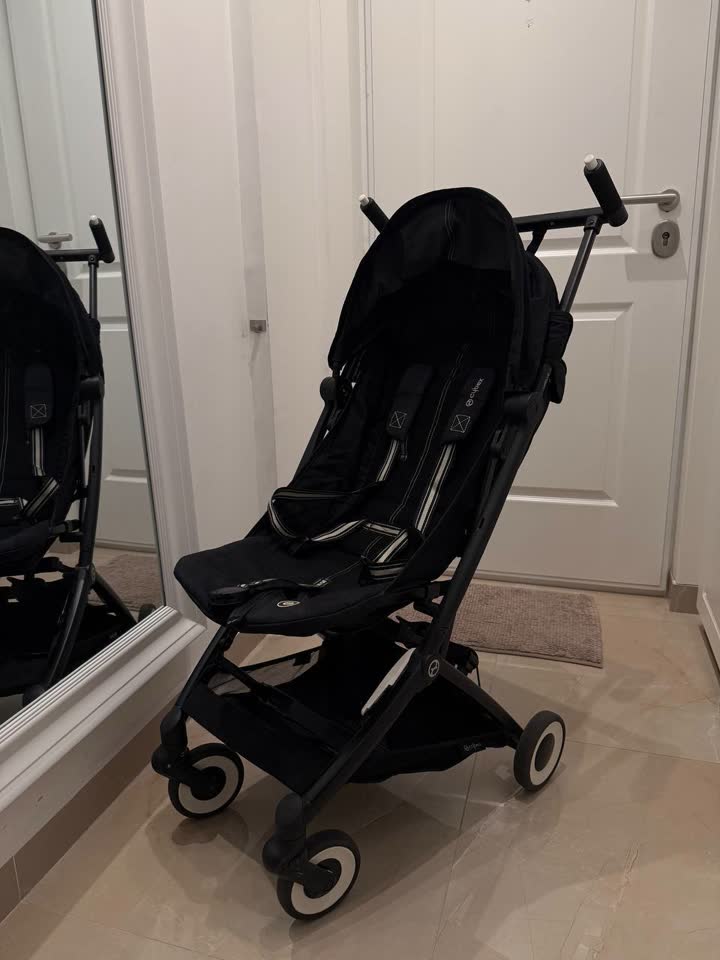 Продам коляску Cybex Libelle, цвет Magic Black