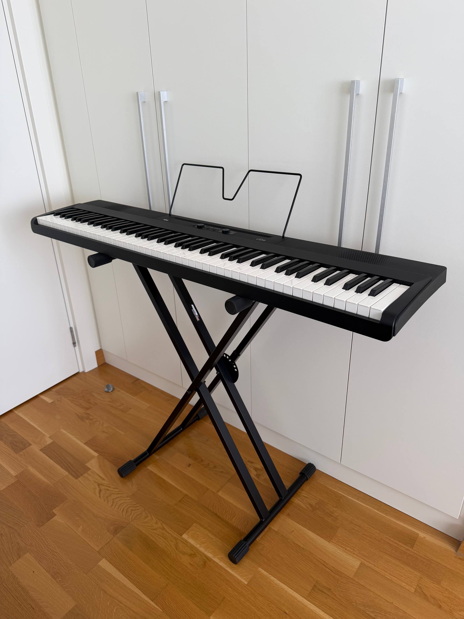 Электронное фортепиано Korg L1 Liano